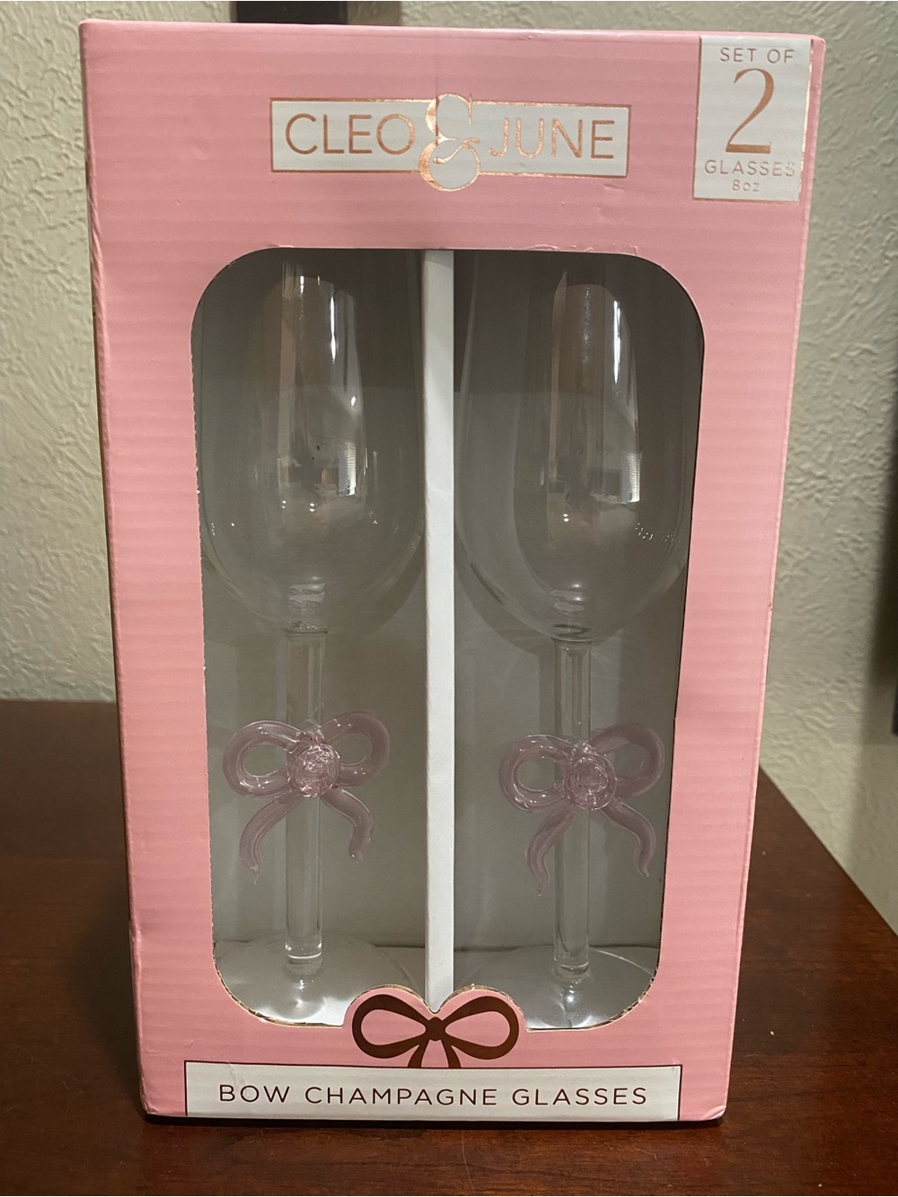 Cleo & June, Set of 2, 8 oz, Bow Champagne Glasses